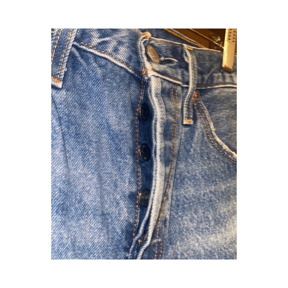 Levis Premium 501 shorts size 28 - Picture 4 of 9